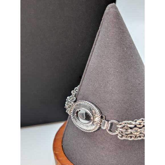 Vintage Avon Silver Tone 7 Strand Chain Necklace & Two Bracelet Set - Picture 3 of 8